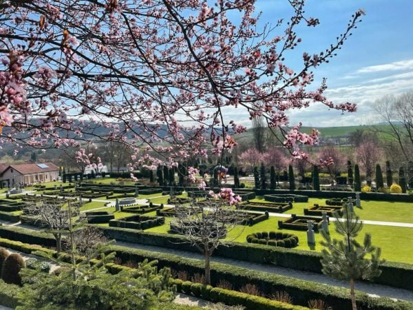 primavara la gradinile i giardini di zoe