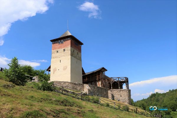 obiective turistice din judetul Hunedoara cetatea malaiesti