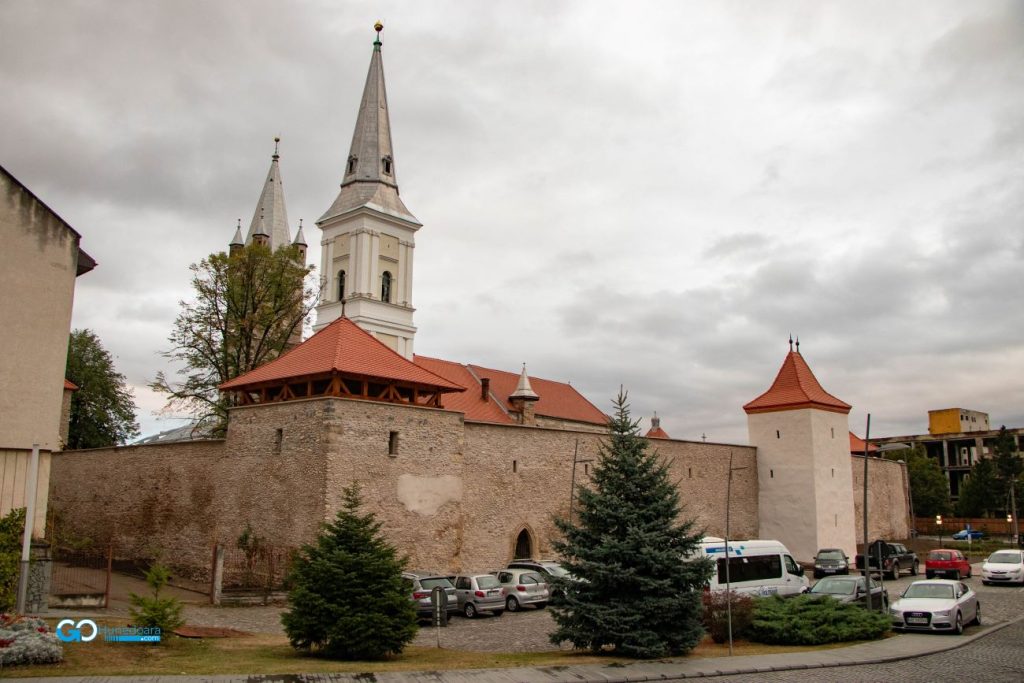 cetatea orastiei exterior top obiective turistice județul hunedoara